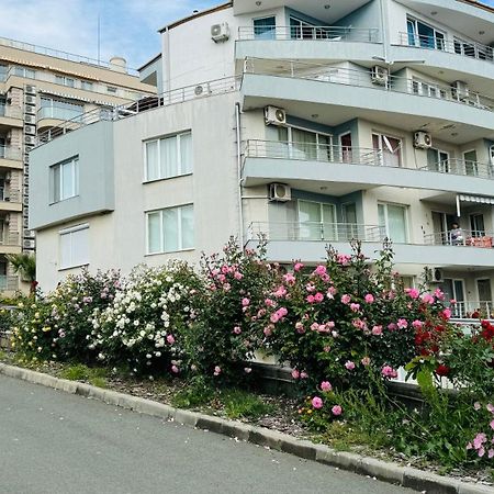 Апартаменти "Бриз" סבטי ולאס מראה חיצוני תמונה